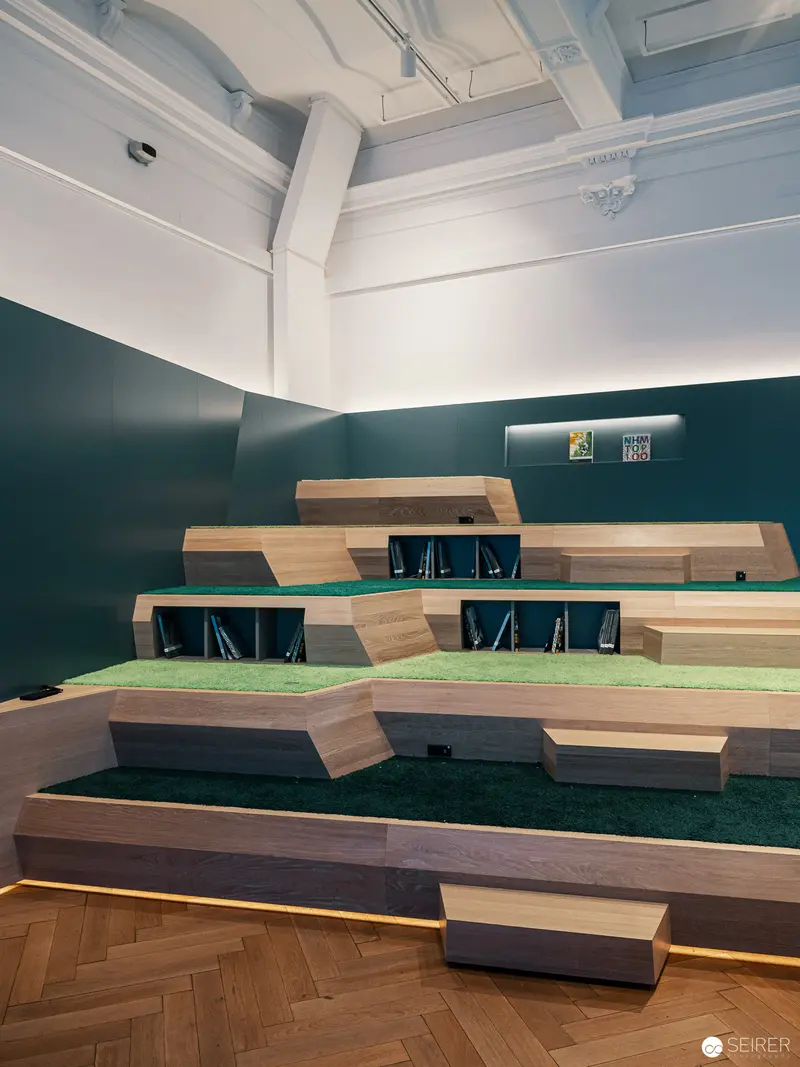 Innovative Deck 50 Interior at Natural History Museum Vienna: Modular Learning Space