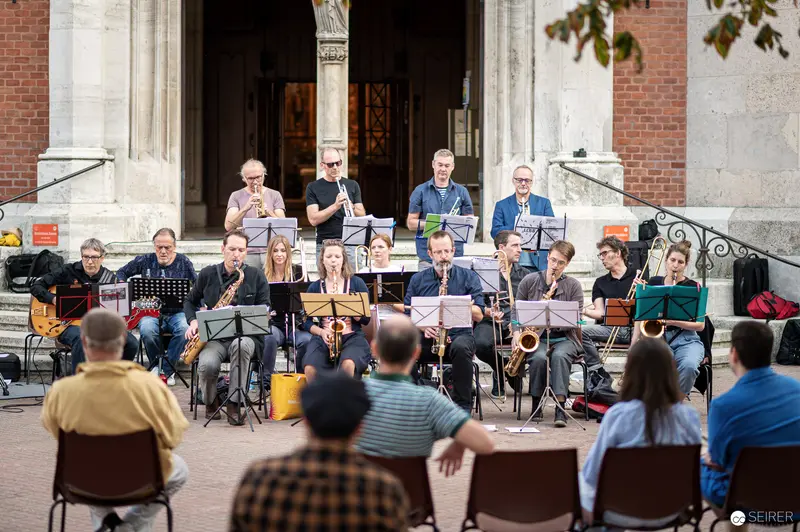 Aureum Saxophone Quartet and Bands Perform at Musik Befreit Abschlusskonzert in Wieden