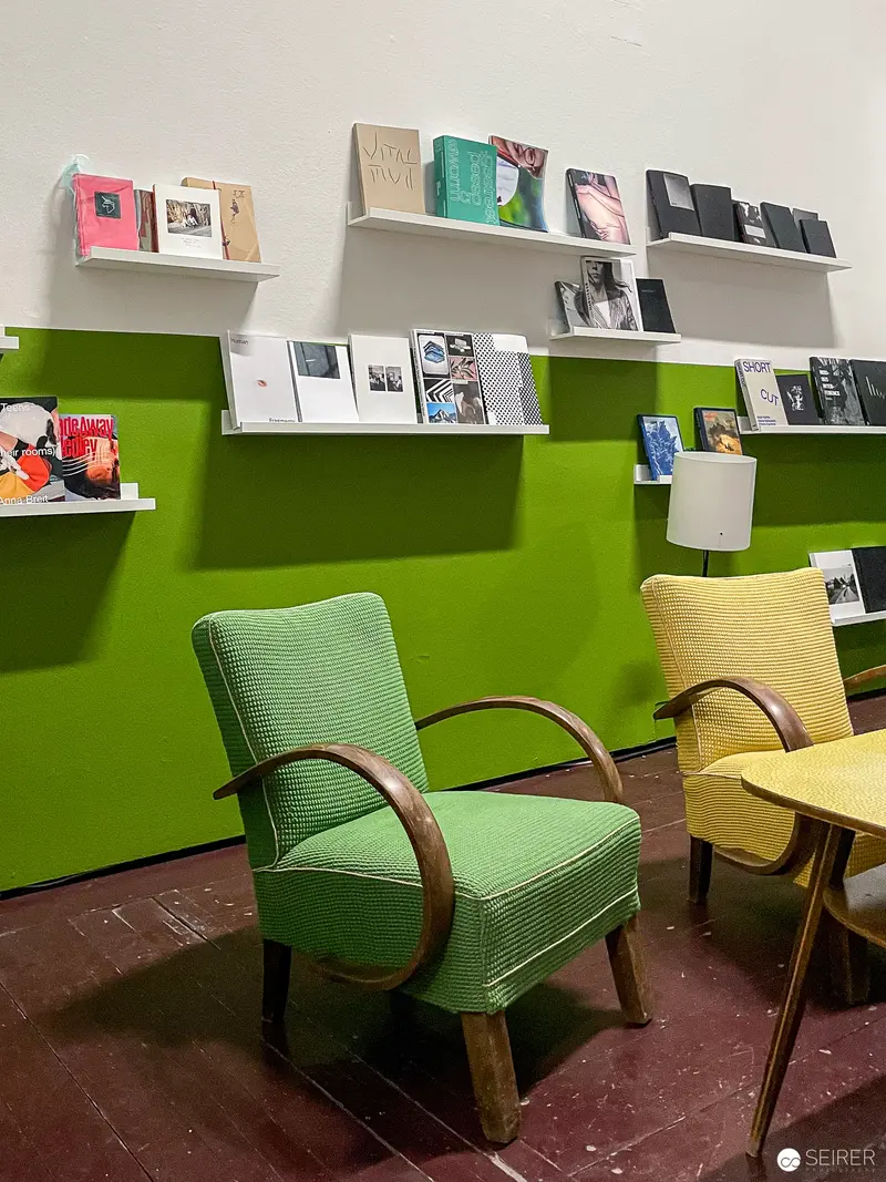 Green Interiors at FOTO WIEN 2022: Books, Chairs, and Contemplative Space