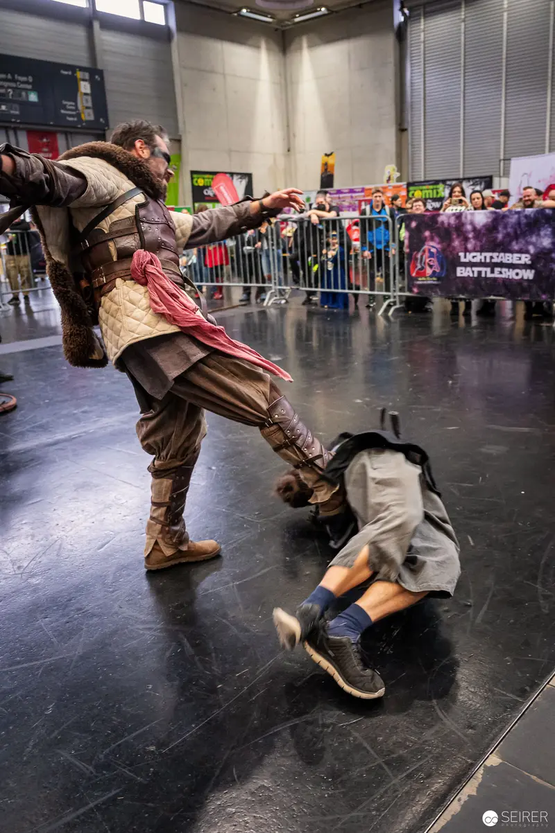 Performative Fight Scene at Vienna ComicCon 2022 Showfight Event
