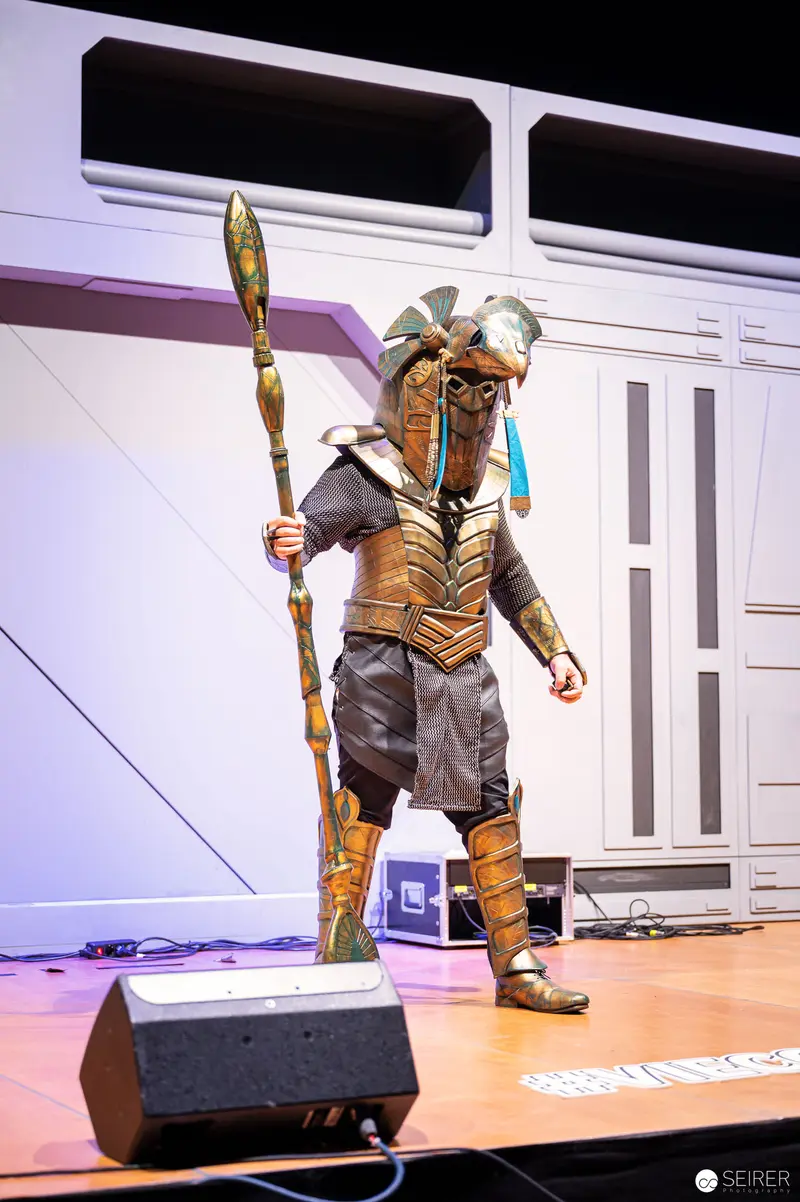 Cosplay Champion in Elaborate Fantasy Warrior Costume at Vienna ComicCon 2022