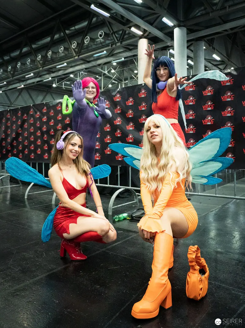 Cosplay Performers at Vienna ComicCon 2022 in Vibrant Fairy and Fantasy Costumes