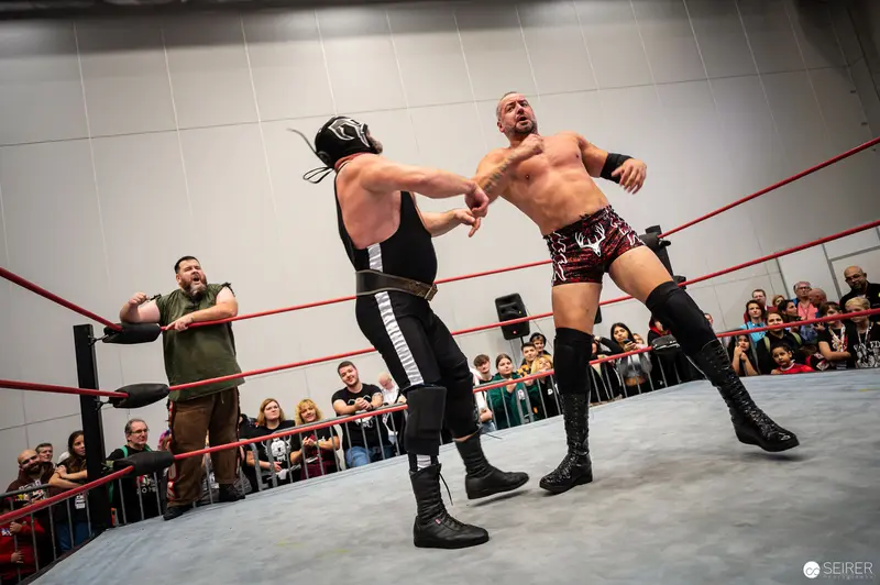 Watschclub Wrestlers Engage in Intense Confrontation at VIECC 2022