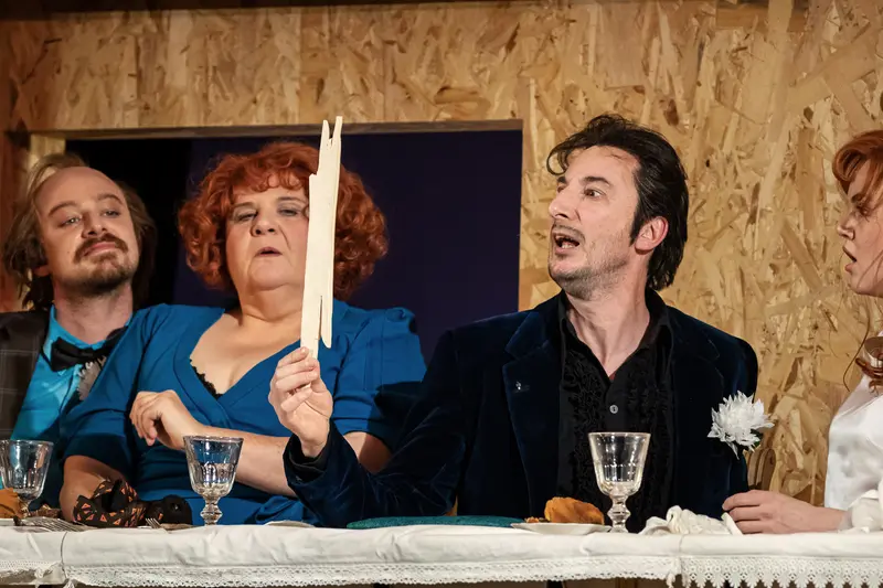 Bertolt Brecht's "Small Bourgeois Wedding" at Josefstadt Chamber Theater