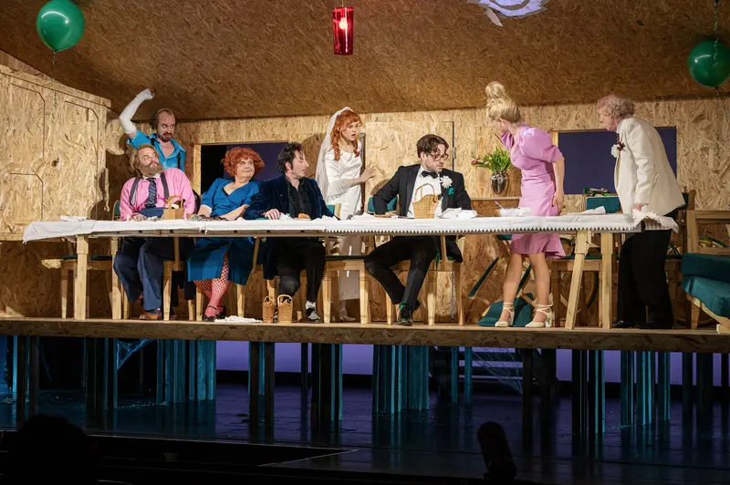Bertolt Brecht's "Small Bourgeois Wedding" at Kammerspiele der Josefstadt