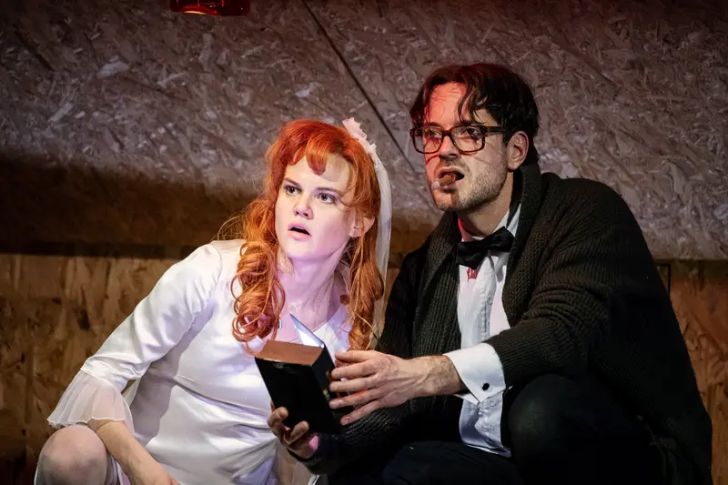 Brecht's "Kleinbürgerhochzeit" Scene at Josefstadt Kammerspiele Theater