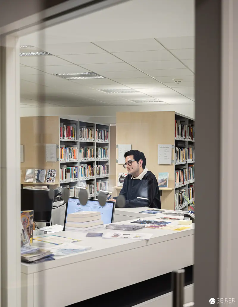 Scholarly Contemplation in Webster University Vienna Library Archive