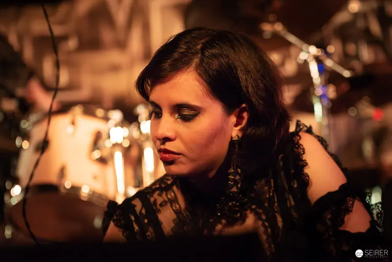 Nightmarcher at Replugged Vienna: Intense Performance in Dramatic Lighting