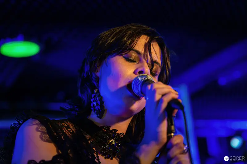 Nightmarcher Performing Intense Vocal Set at Replugged Vienna