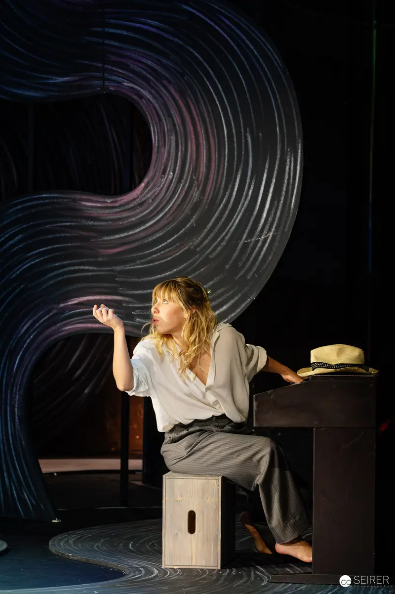 Johanna Mahaffy as Lulu in Elmar Goerden's Stylized Theater Production