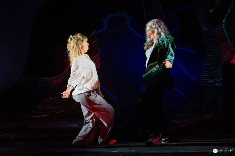 Lulu Stage Rehearsal: Dynamic Movement in Theatrical Staging by Elmar Goerden