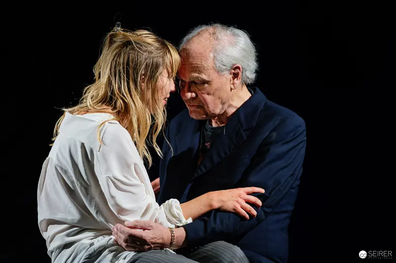 Intimate Moment from Elmar Goerden's Lulu Stage Rehearsal at Kammerspiele