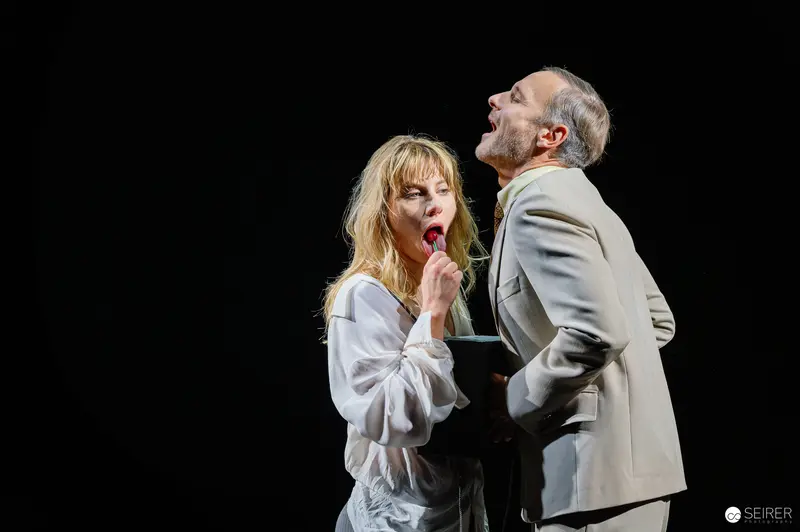 Intense Dramatic Moment from Elmar Goerden's Lulu Theatrical Production