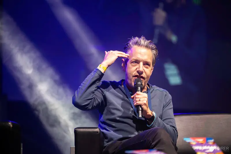 Veteran Performer at Vienna ComicCon 2023 Panel Discussion