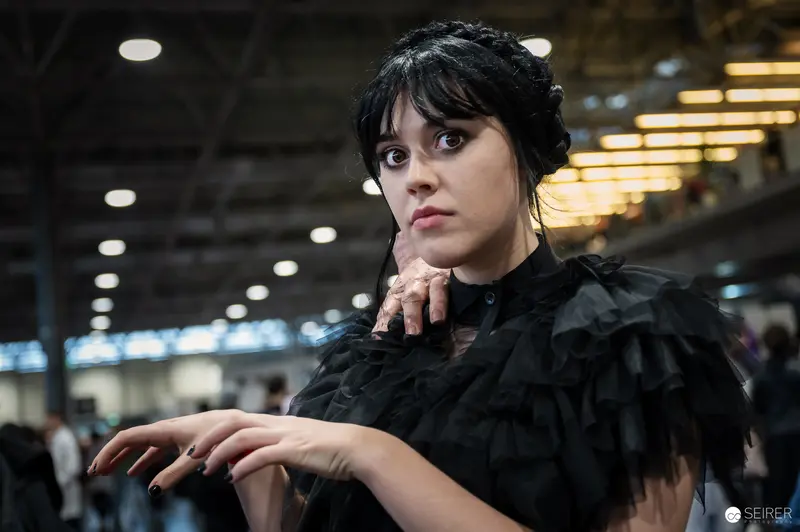 Wednesday Addams Cosplay at Vienna ComicCon 2023 Character Performance