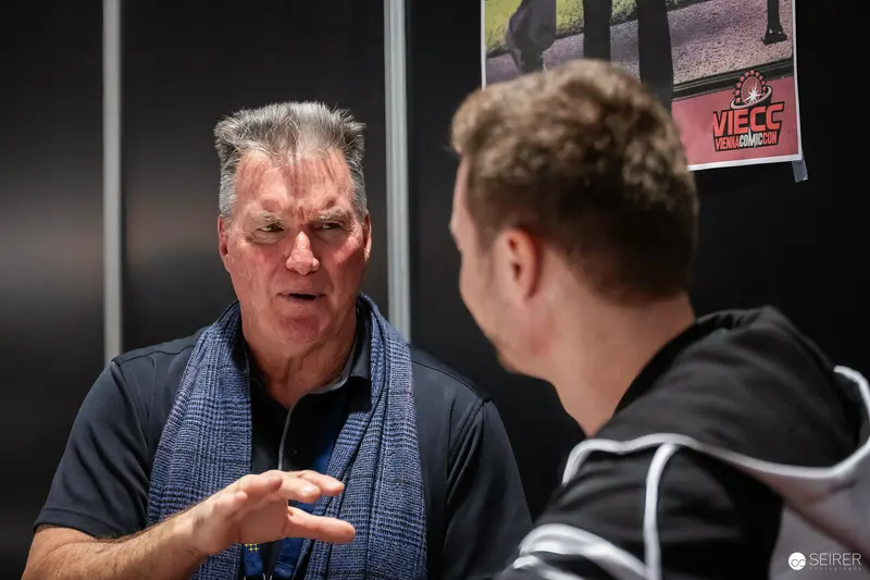 Intense Discussion at Vienna ComicCon 2023 Backstage Interview
