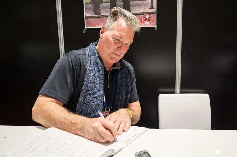 Vienna ComicCon 2023: Author Signing at Detailed Workstation