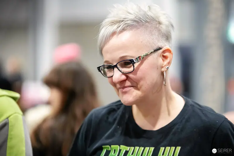 Cosplayer in Cthulhu Shirt at Vienna ComicCon 2023 Convention