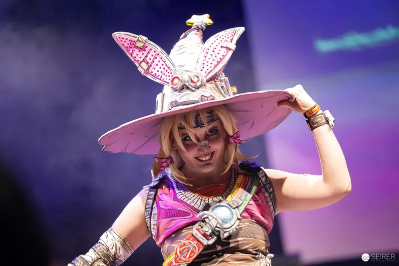 Tiny Tina Borderlands Cosplayer on Stage at VIECC Vienna Comic Con 2023