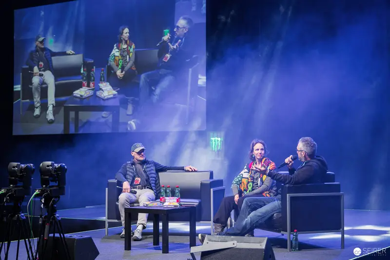 Panel Talk on Blue-Lit Main Stage at VIECC Vienna Comic Con 2023