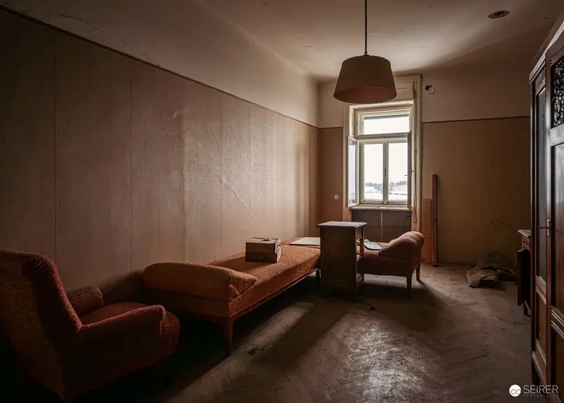 Disused Guest Room with Orange Chaise Longue, Südbahnhotel Semmering, November 2023