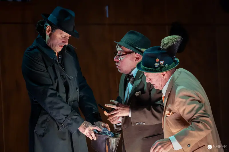 Theatrical Scene from Der Himbeerpflücker at Kammerspiele with Three Actors