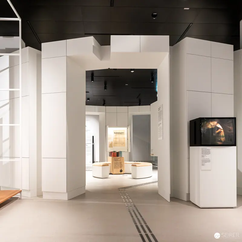 Wien Museum Renovation Reveal: Minimalist Interior Design with Artistic Display