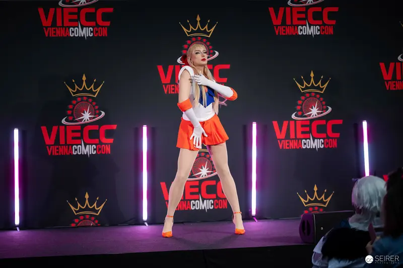 Cosplayer in Sailor-Inspired Costume Performs at Vienna Comic Con 2023