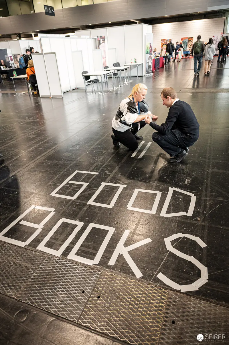 Good Books Floor Art at Vienna Design Event Sparks Conversation