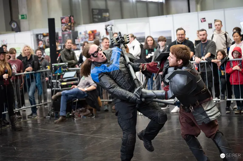 Medieval Combat Performers Stage Dramatic Fight at Vienna ComicCon 2023