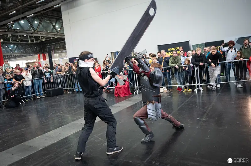 Bis Einer Weint Performance Combat Demonstration at Vienna ComicCon 2023
