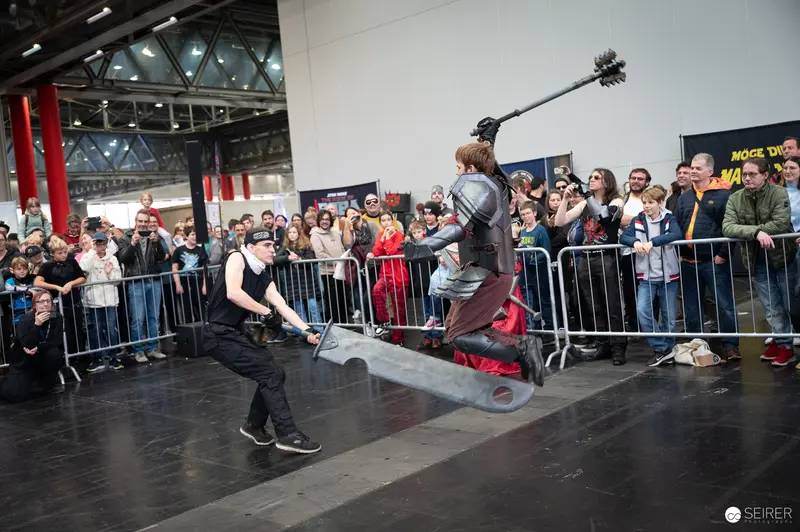 Bis Einer Weint Medieval Combat Performance at Vienna ComicCon 2023