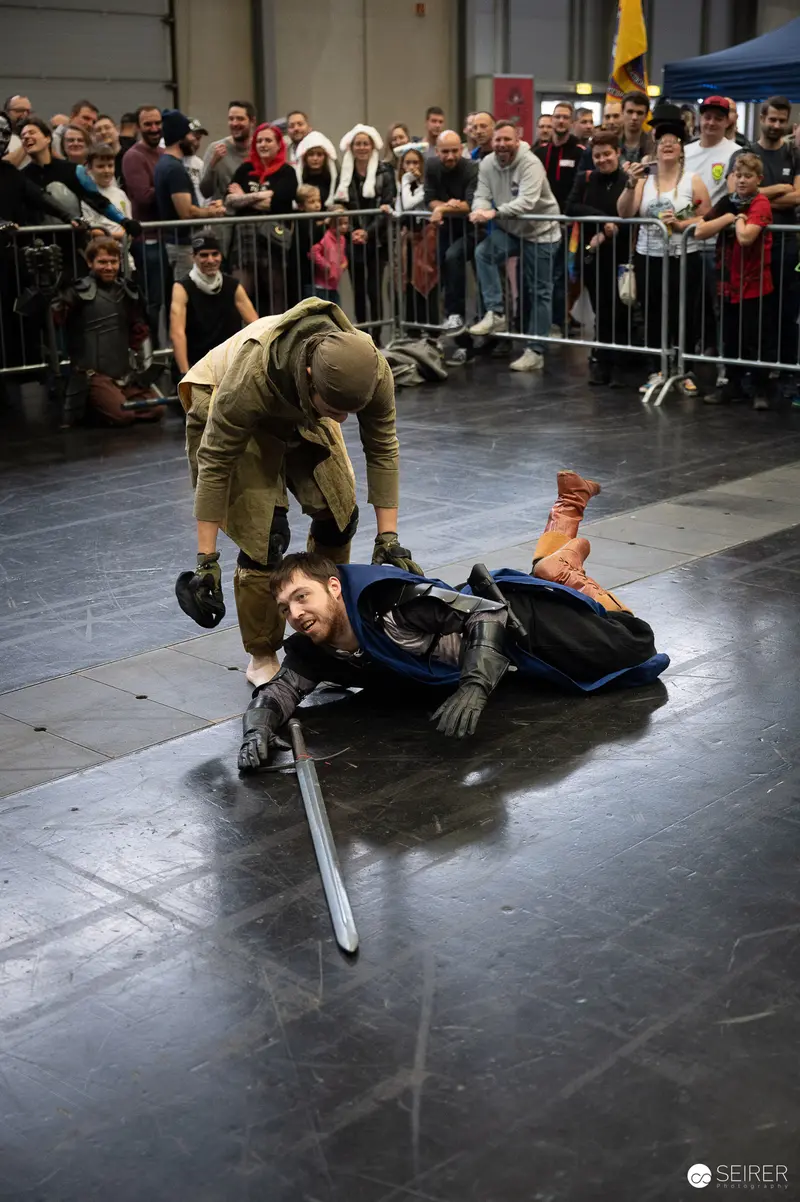 Bis Einer Weint Performance Combat Scene at Vienna ComicCon 2023