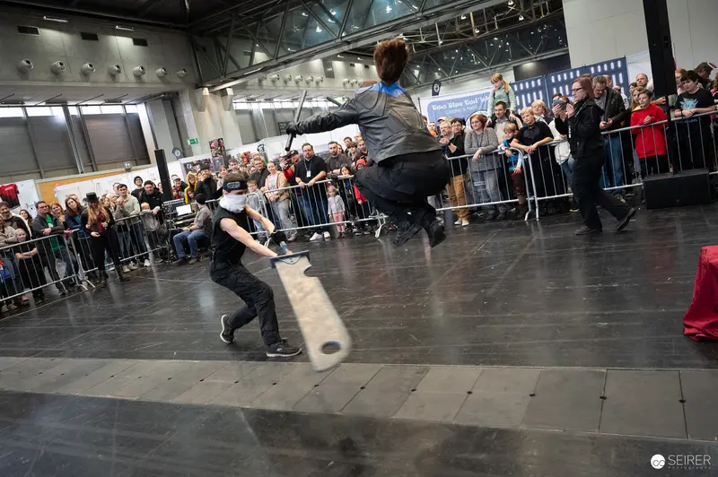 Bis Einer Weint Performance Stunt at Vienna ComicCon 2023 Skateboard Stage