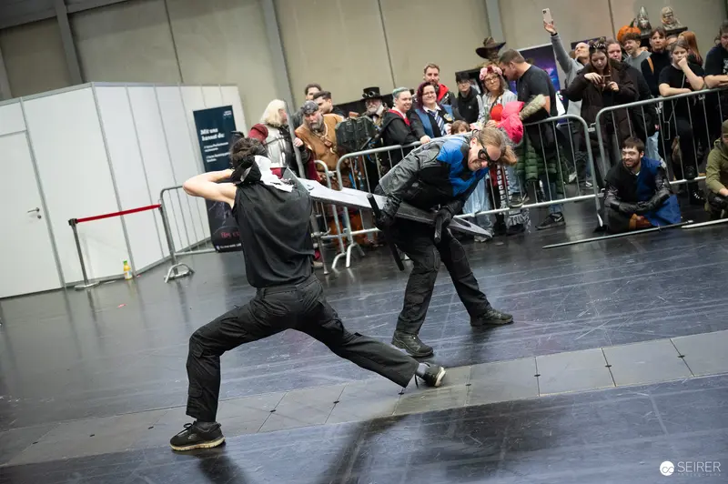Bis Einer Weint Performance Combat Scene at Vienna ComicCon 2023
