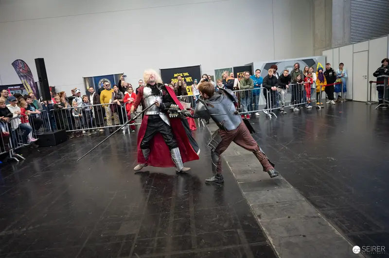 Bis Einer Weint Performance Fight Scene at Vienna ComicCon 2023