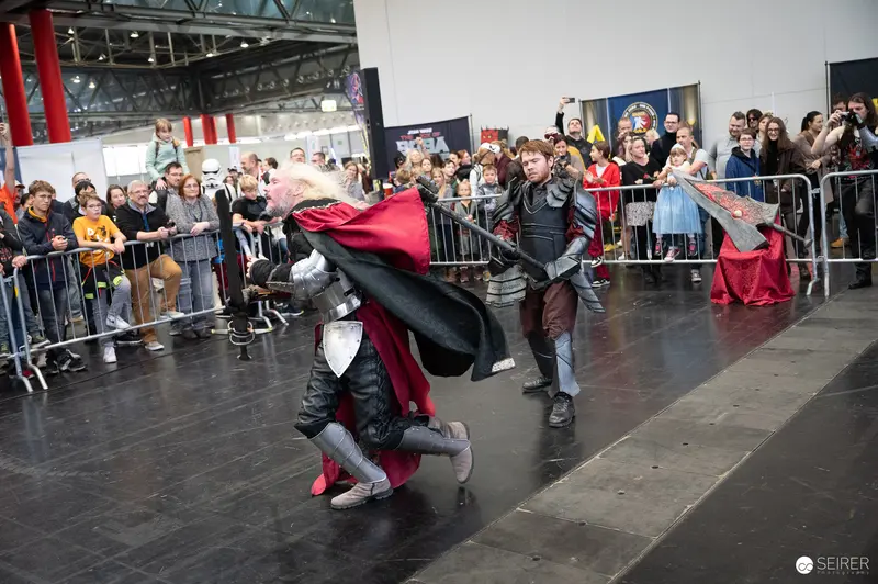 Bis Einer Weint Performance at Vienna ComicCon 2023 Dramatic Stage Combat