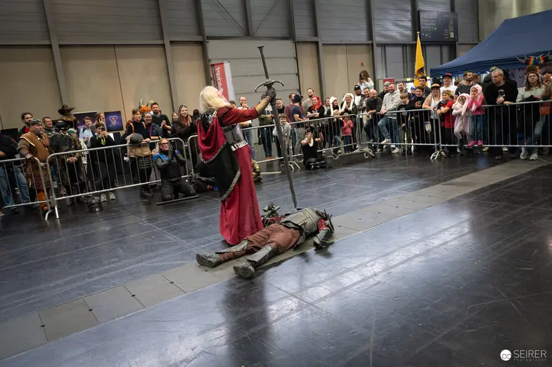 Bis Einer Weint Performance at Vienna ComicCon 2023 Medieval Dramatization