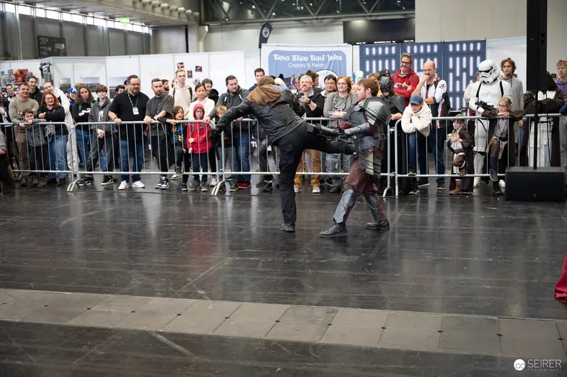 Bis Einer Weint Performance Fight Choreography at Vienna ComicCon 2023