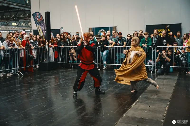 Lightsaber Duel at Vienna ComicCon 2023 Star Wars Cosplay Performance