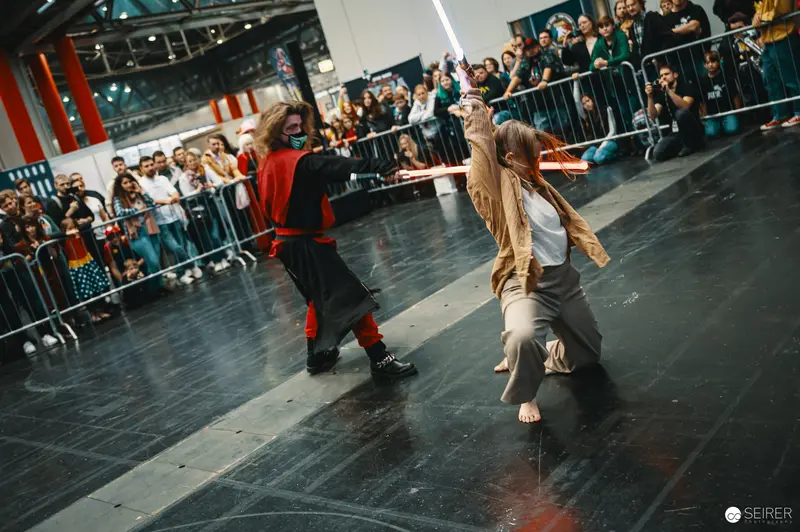 Lightsaber Battle Performance at Vienna ComicCon 2023 Staged Event