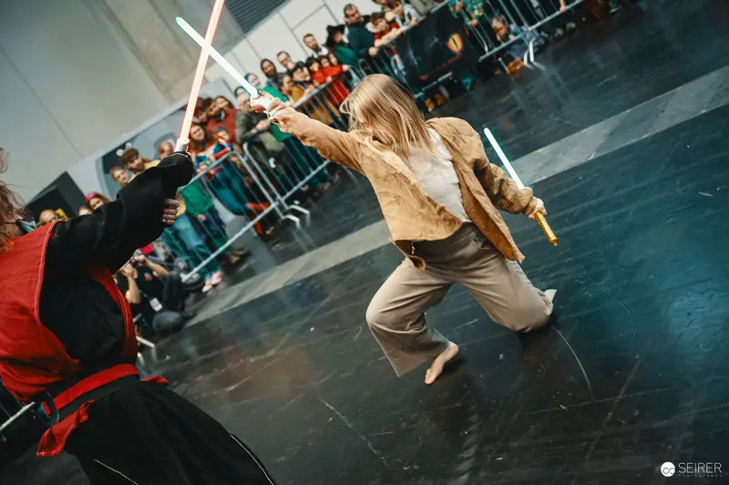 Lightsaber Duel Performers Battling at Vienna ComicCon 2023