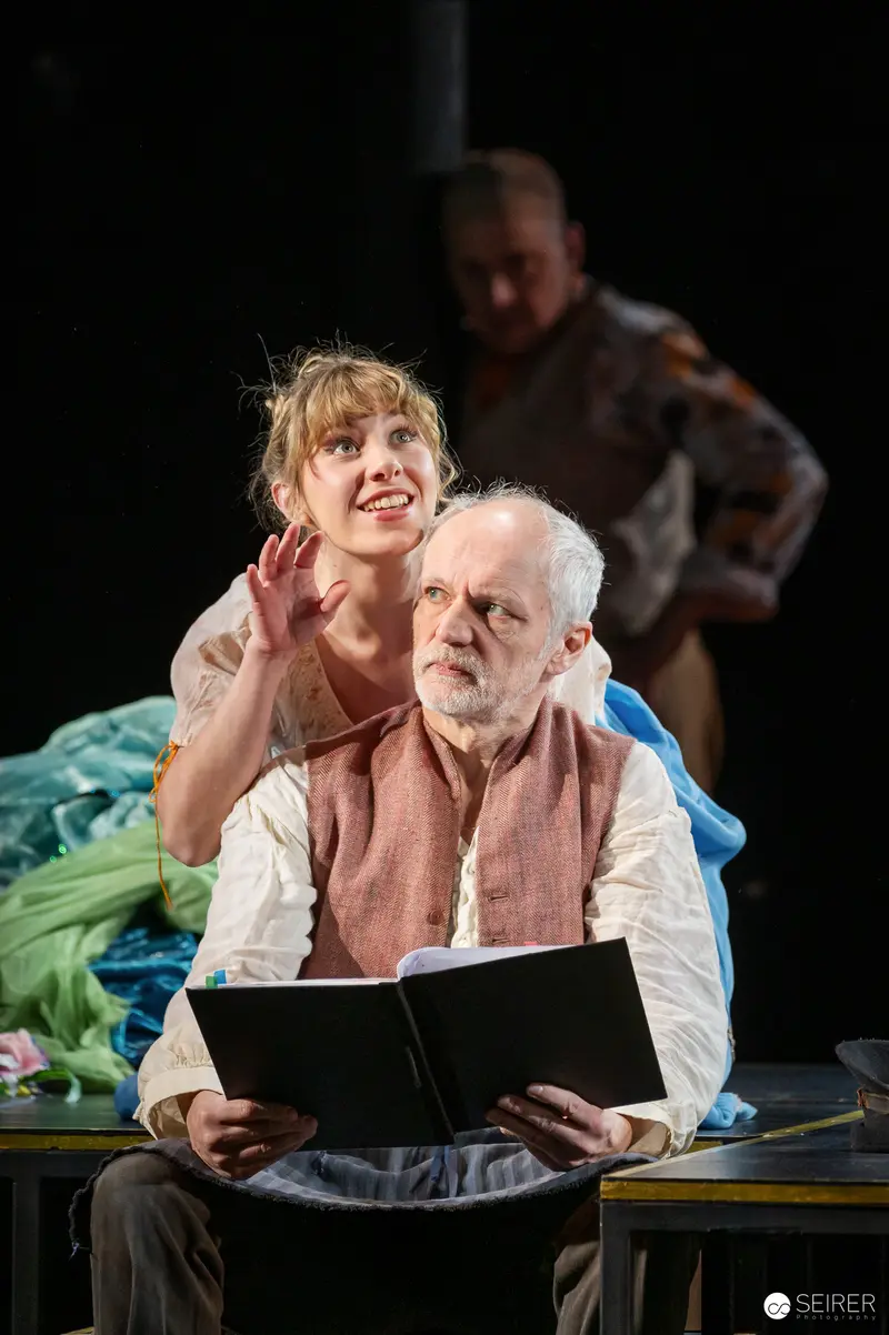 Günter Franzmeier and Johanna Mahaffy in "Es muß geschieden sein" Directed by Stephanie Mohr