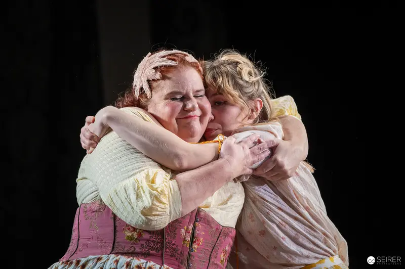 Intimate Embrace in Peter Turrini's "Es muß geschieden sein" Rehearsal
