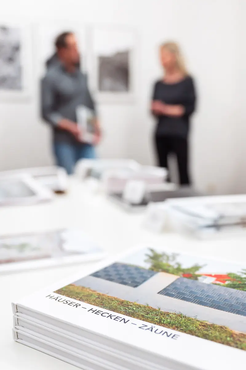 Diplomausstellung der Prager Fotoschule: Exhibition Setup with Image Books