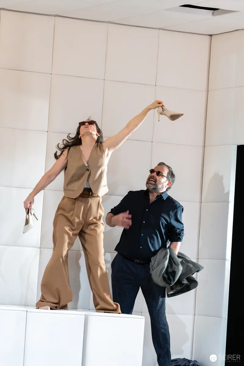 James Brown and Actress in Dramatic Pose at Kammerspiele Wien Performance