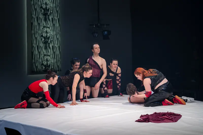 Performers in Theatrical Pose During "Keeping up with the Penthesileas" at Kosmos Theater