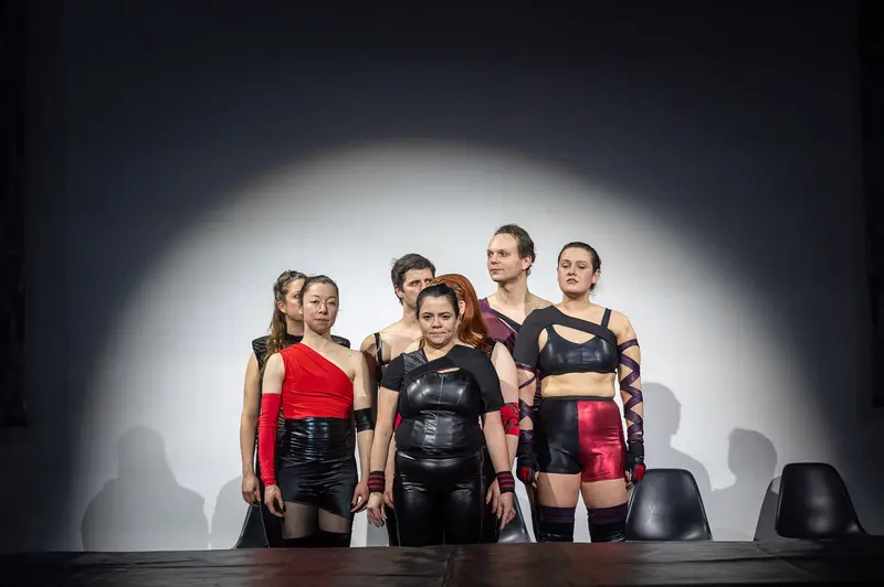 Keeping up with the Penthesileas: Ensemble Performance at Kosmos Theater, Wien