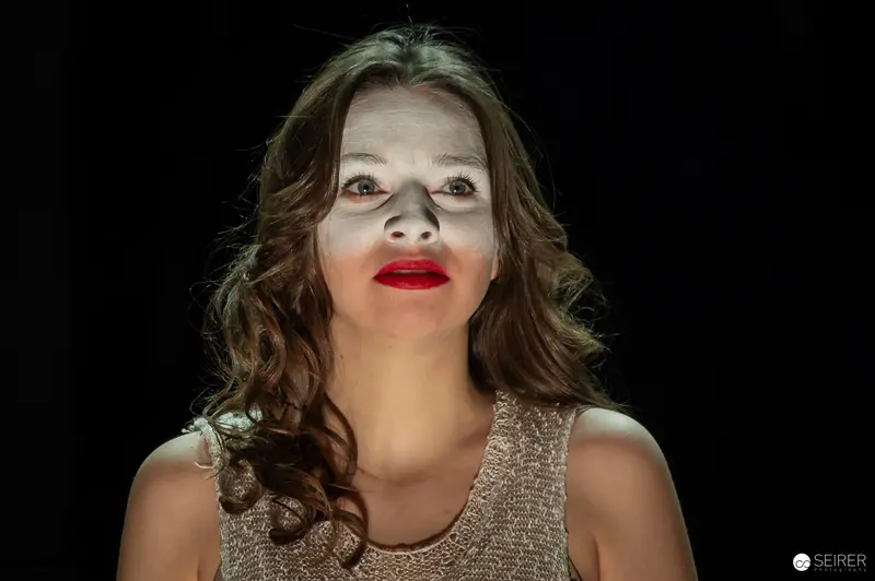 Sandra Cervik Portrays Intense Emotion in Theatrical Costume for "The Seagull"