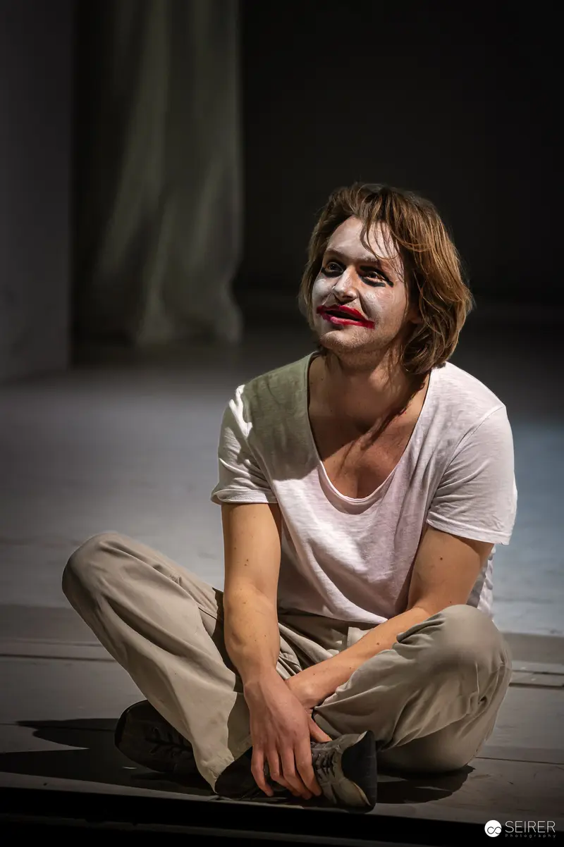 Sandra Cervik as Arkadina in Chekhov's "The Seagull" Stage Production